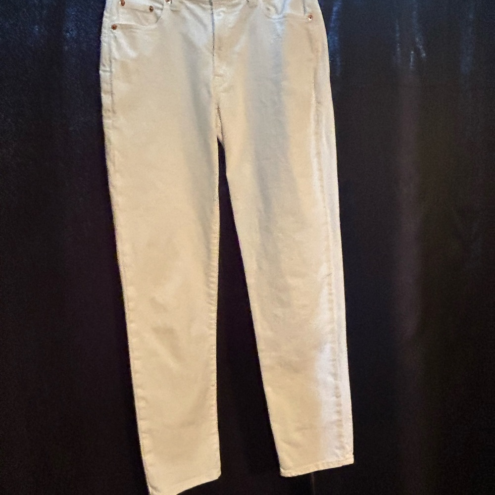 GAP Women’s Straight White Jeans